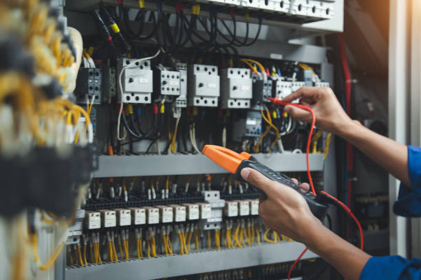 Best Circuit Breaker Repair  in Lauderdale, MN